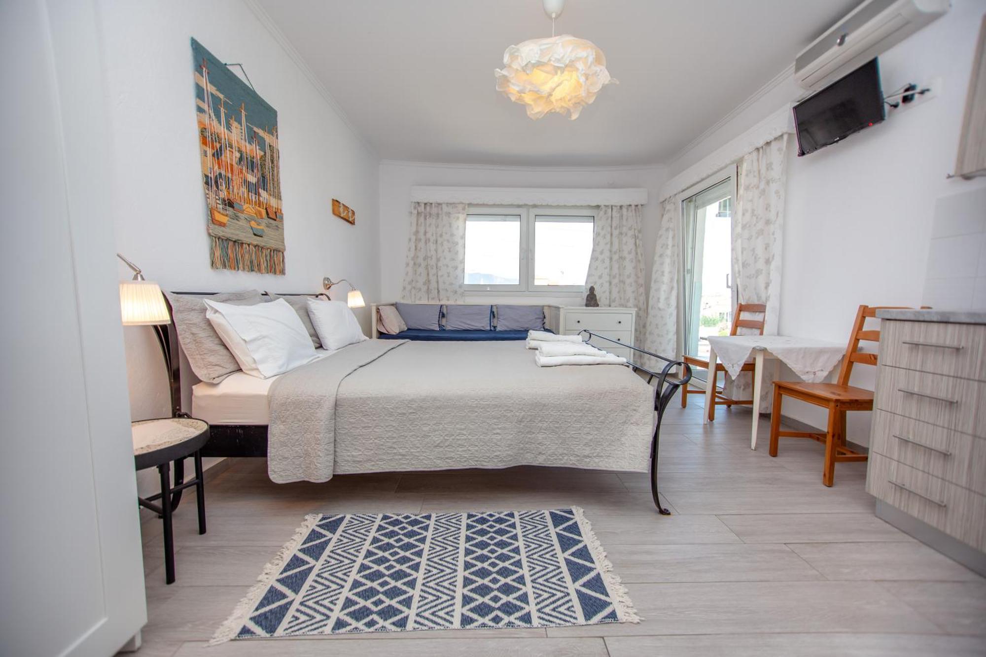 T H E Berlin Studios And Suites Vrasná 외부 사진